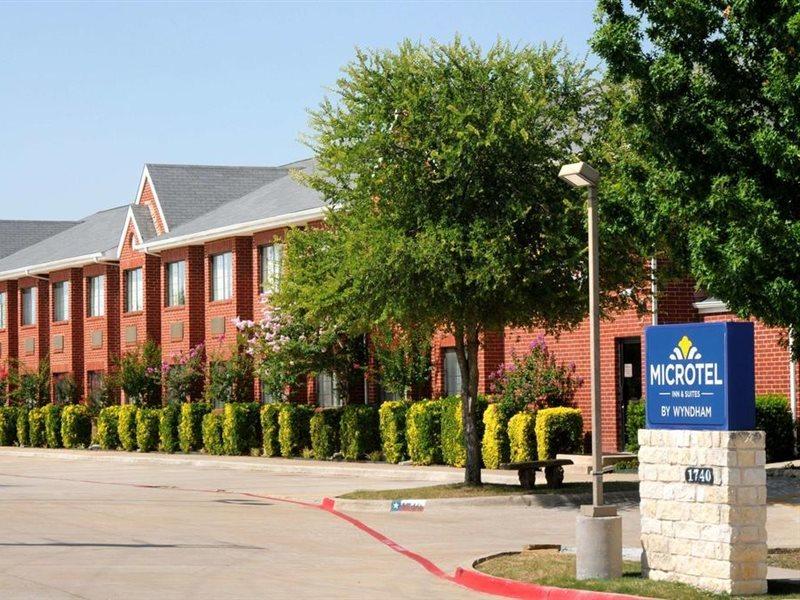 Travelodge By Wyndham Arlington/Dallas Area Eksteriør billede