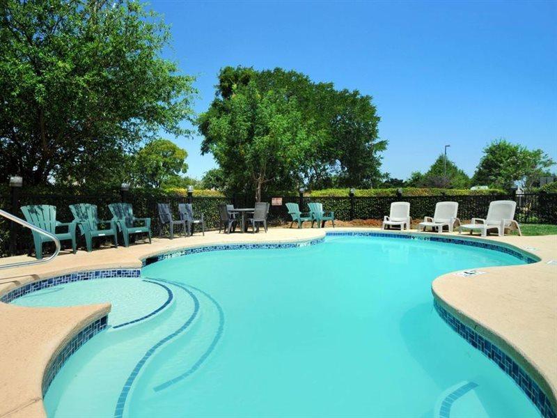 Travelodge By Wyndham Arlington/Dallas Area Eksteriør billede