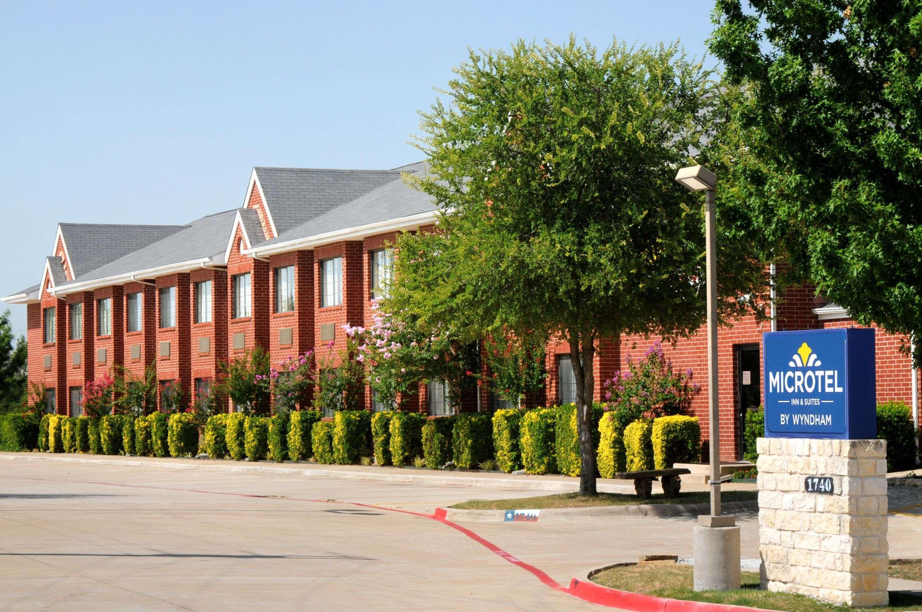 Travelodge By Wyndham Arlington/Dallas Area Eksteriør billede