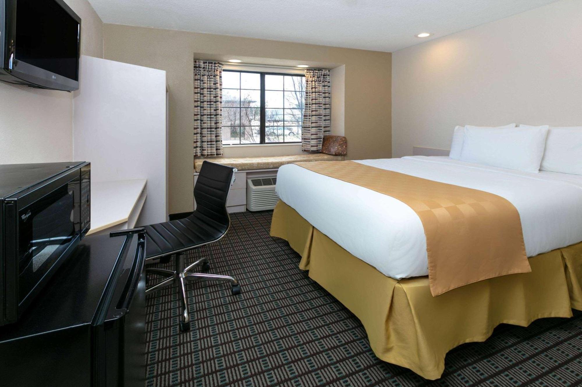 Travelodge By Wyndham Arlington/Dallas Area Eksteriør billede