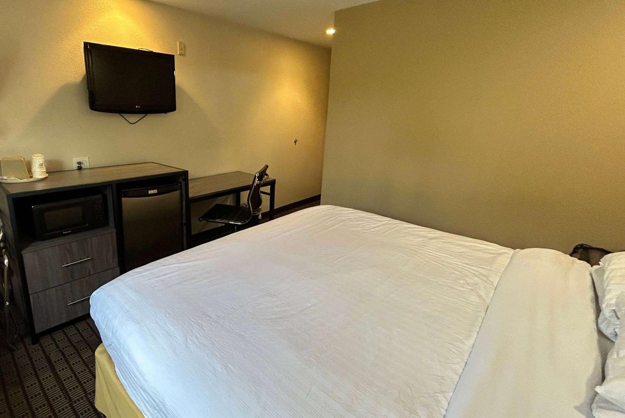 Travelodge By Wyndham Arlington/Dallas Area Eksteriør billede